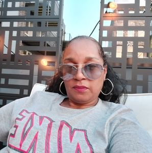 Meet your Posher, Pamela